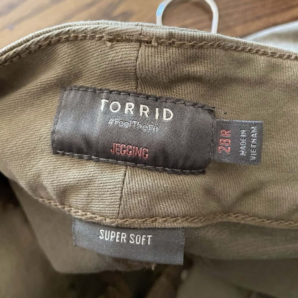 Torrid Women Plus Sz 28R Tan Python Super Soft Jegging Skinny High-Rise Jean NWT - Picture 13 of 15